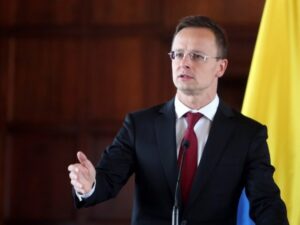 Sijarto: Svi trguju sa Rusijom, samo Budimpešta to radi otvoreno