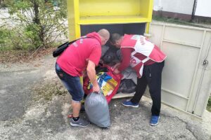 Ubili psa i ubacili ga u kontejner “Mozaika prijateljstva”