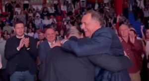 Dodik: Pobijediće SNSD, pobijediće Nikola Šobot
