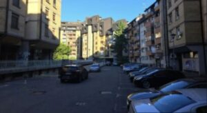 Grad Banjaluka kažnjava stanare zgrada “Pentagon” u centru grada ukoliko ne plate parking iako nije u vlasništvu Grada