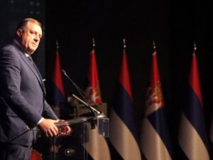 Dodik: Srbi u ovaj vijek ušli sa dvije države – Srbijom i Srpskom