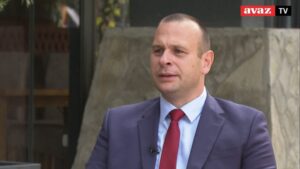 Nikola Šobot: Dodik mi je rekao da moram pobijediti, neću biti cirkusant i glumac, Stanivuković loše radio VIDEO
