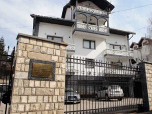Ruska Ambasada u BiH: Provokacijom o kampovima u BiH pokušava se baciti sjena na Republiku Srpsku