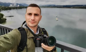 Otkud Stanivukovićevom fotografu 10.000 KM da donira PDP-u?