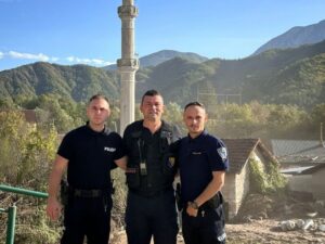 Hrabri čin mladih policajaca u Jablanici: Spasili šest osoba prve noći tragedije