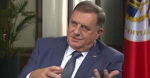 Dodik: U Sarajevu Šmita drže sve dok su uvjereni da može naštetiti Srpskoj