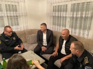 Ispovijest ranjenog policajca iz Bosanske Krupe: Terorista me ranio nožem u prsa (VIDEO)