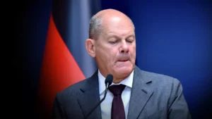 Mask nazvao Šolca budalom