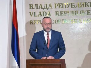 Egić: Bez dogovora o najnižoj plati