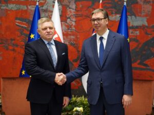 Fico u posjeti Srbiji, sastao se sa Vučićem