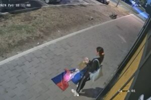 Osuđena žena iz Novog Sada koja je palila zastavu Srbije, ovo je kazna koju je dobila