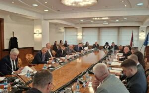Odbačen veto Bošnjaka o grbu Nemanjića i “Bože pravde”