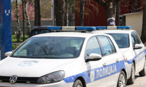 Učeniku škole u Zemunu pronađeni patroni za lovačku pušku