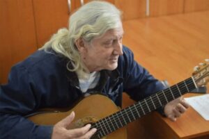 Uhapšen profesor gitare iz Tuzle: Osumnjičen za bludne radnje nad učenicima