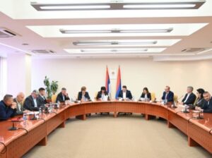 Zajednička komisija o vetu Bošnjaka na Zakon o upotrebi zastave, grba i himne