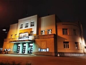 Narodno pozorište podržalo Borac: Snimili himnu crveno-plavih “Sve dok Vrbas Banjalukom teče” (VIDEO)