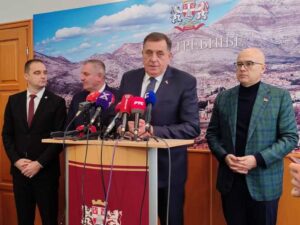 Dodik: Srpska ne odustaje od važnih projekata