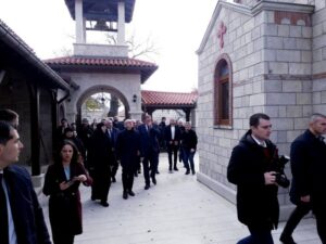 Delegacije Srpske i Srbije u posjeti Duhovnom centru Mrkonjići