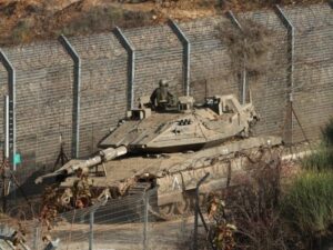 Izraelski tenkovi stigli do predgrađa Damaska