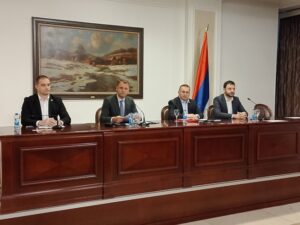 Ćosić predlaže da se zakon primjenjuje samo 2025. i onda da se usvajaju nove izmjene