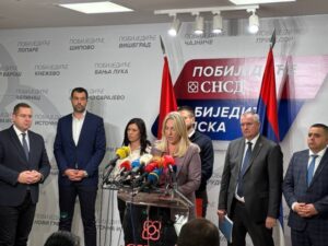 Predsjedništvo SNSD-a osudilo nasilničko ponašanje, provokacije, atak na institucije i prava građana (VIDEO)