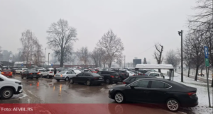Kolaps u gradu zbog zatvaranja parkinga