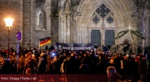 Hiljade Nijemaca marširalo: Desničari traže deportacije