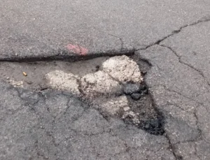 Stanari i djeca u Knjaza Miloša ugroženi, a nadležni ne reaguju na njihove molbe i pored tragičnog ishoda FOTO