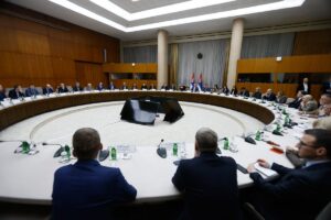 Vanredna sjednica Vlade Srbije, prisustvuje Vučić