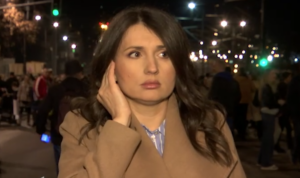 Ekipa RTS-a napadnuta na blokadi na Autokomandi