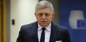 Fico: Nemamo razloga da trpimo avanture Zelenskog, probudićemo ЕU iz sna