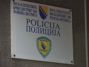 Brčko: Policija zbog sumnje na trgovinu ljudima uhapsila osam osoba, uključen i EVROPOL