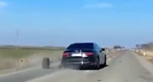 Nije otpala guma, gore je: Evo šta se desilo s Vučićevim autom
