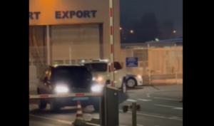 ODZVONILO I MARFIJU: Bivši ambasador SAD-a konačno napustio BiH (VIDEO)