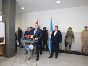 Dodik: Srpska na odbrani dejtonske strukture i čvrsto opredijeljena da primjeni Ustav
