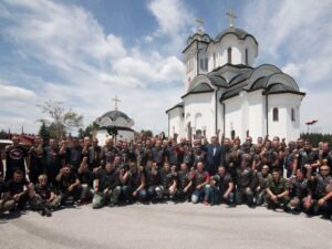 “Noćni vukovi”: Bezrezervna podrška predsjedniku Dodiku