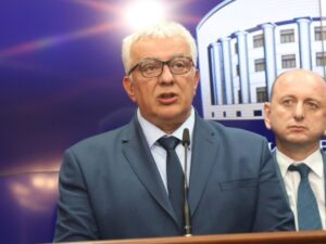 Mandić: Srbi iz Crne Gore zajedno sa Srbima iz Srpske i kada je teško