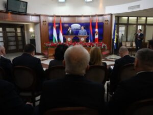 Mađar: Podrška predsjedniku Dodiku i Republici Srpskoj, Zapad pokrenuo hajku