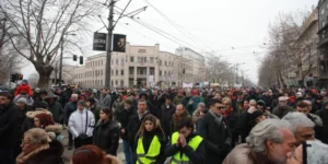 Snimak sa plenuma otkrio: Iza blokada stoje profesori (VIDEO)