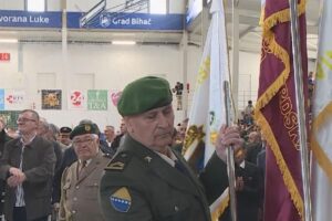 Dan osnivanja tzv. Armije RBiH obilježen intoniranjem srpske koračnice VIDEO