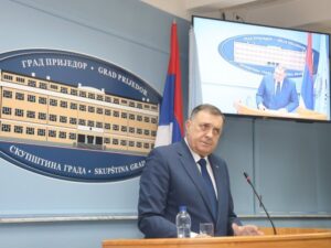 Dodik: Gradu Prijedor 10 miliona KM za podršku stanovništu pogođenom poplavama
