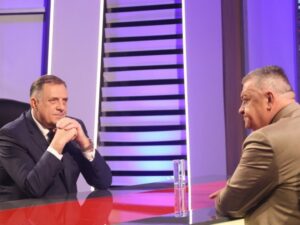 Dodik: Sarajevo naviklo na ispunjavanje želja; Interpol ostao dosljedan