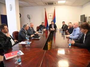 Podrška donošenju novog ustava i od organizacija proisteklih iz odbrambeno-otadžbinskog rata