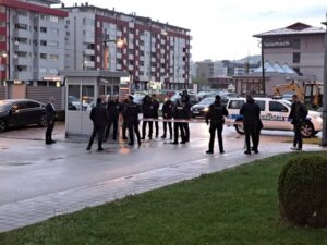 Inspektori SIPA bili ispred Administrativnog centra u Istočnom Sarajevu, policija Srpske ih udaljila