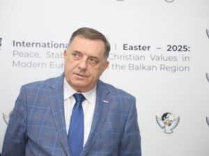 Prijedor: Predsjedniku Srpske Povelja počasnog građanina grada