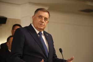 Dodik: Seno Uzunović, kako prođeš pored Bradine?
