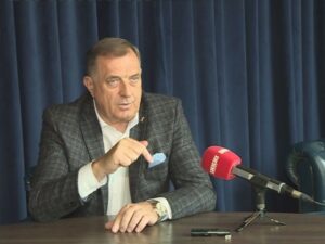 Dodik: Znamo da neke stalne članice SB UN razgovaraju o tome kako završiti lažnu epohu Šmita i OHR