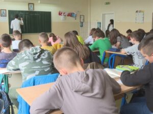 Đaci u Srpskoj koji upišu deficitarna zanimanja dobiće stipendiju u iznosu od 100 KM