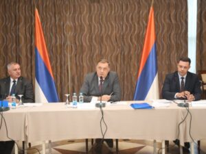 Konferencija o aktuelnim prijedlozima zakona o Sudu BiH; Prisustvuju Dodik i Višković