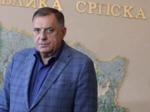 Dodik: Uputio sam inicijativu NSRS da se razmotri predmet o slučaju migranata u Srpskoj i BiH